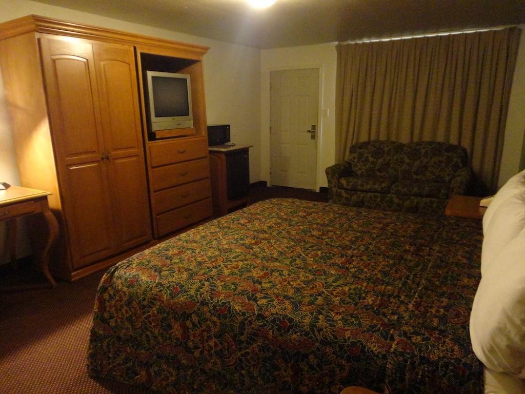 Garden Inn&Suites Silsbee Exterior foto