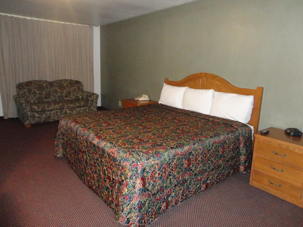 Garden Inn&Suites Silsbee Exterior foto