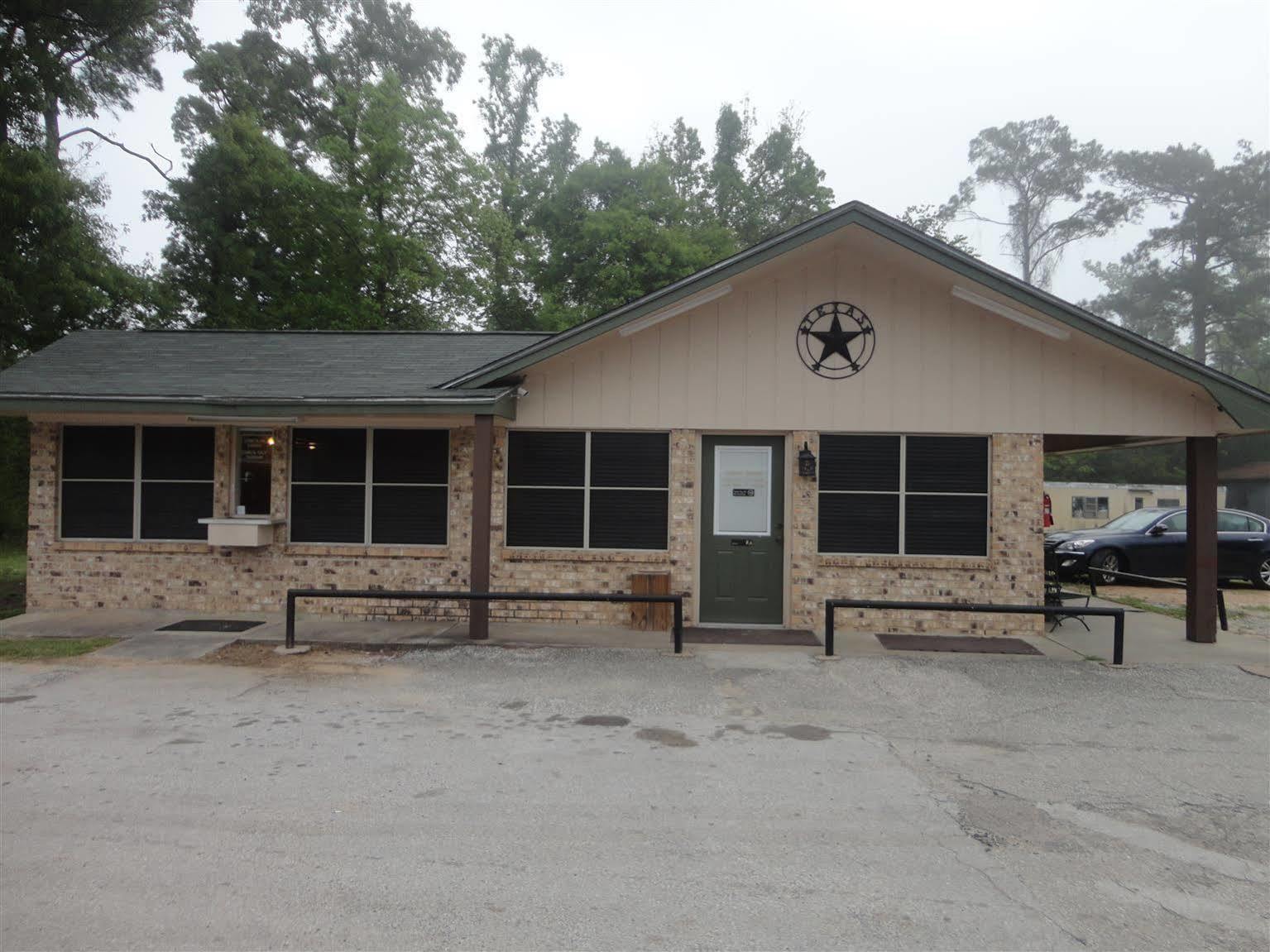 Garden Inn&Suites Silsbee Exterior foto